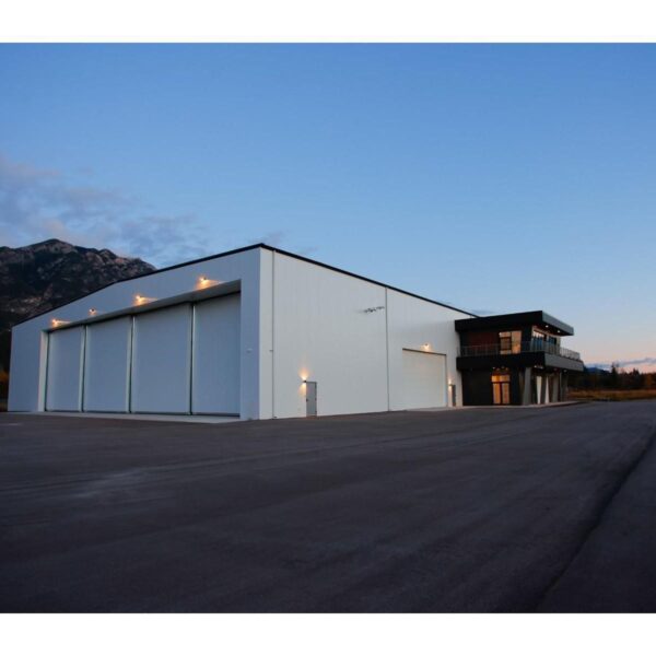 Commercial Hangar Facility in Fairmont_01_ft