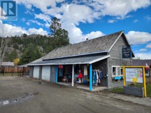 Commercial, Residential Mix in Rock Creek_01