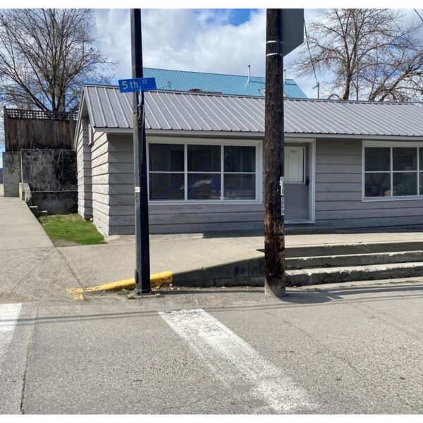 Retail, Office Space in Grand Forks_03_ft